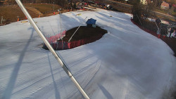 Spodní část sjezdovky skiareálu Karolinka