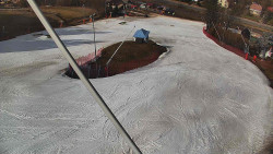 Spodní část sjezdovky skiareálu Karolinka