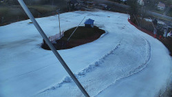 Spodní část sjezdovky skiareálu Karolinka