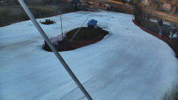 Spodní část sjezdovky skiareálu Karolinka