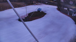 Spodní část sjezdovky skiareálu Karolinka