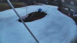 Spodní část sjezdovky skiareálu Karolinka