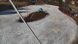 Spodní část sjezdovky skiareálu Karolinka