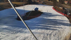 Spodní část sjezdovky skiareálu Karolinka