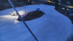 Spodní část sjezdovky skiareálu Karolinka