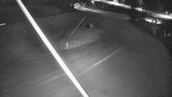 Spodní část sjezdovky skiareálu Karolinka