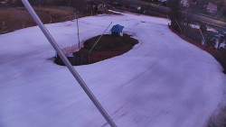 Spodní část sjezdovky skiareálu Karolinka