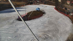 Spodní část sjezdovky skiareálu Karolinka