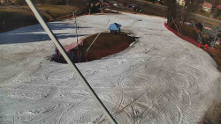 Spodní část sjezdovky skiareálu Karolinka