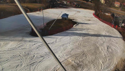 Spodní část sjezdovky skiareálu Karolinka