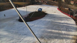 Spodní část sjezdovky skiareálu Karolinka