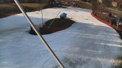 Spodní část sjezdovky skiareálu Karolinka