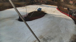 Spodní část sjezdovky skiareálu Karolinka