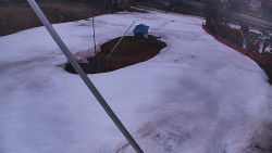 Spodní část sjezdovky skiareálu Karolinka