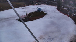 Spodní část sjezdovky skiareálu Karolinka