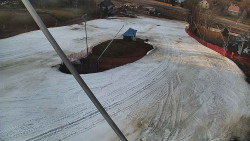 Spodní část sjezdovky skiareálu Karolinka