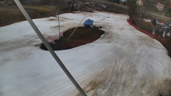 Spodní část sjezdovky skiareálu Karolinka