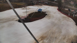 Spodní část sjezdovky skiareálu Karolinka