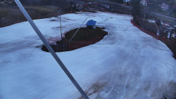 Spodní část sjezdovky skiareálu Karolinka