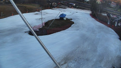 Spodní část sjezdovky skiareálu Karolinka