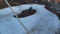 Spodní část sjezdovky skiareálu Karolinka