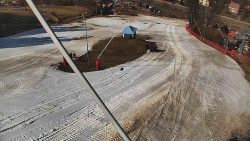 Spodní část sjezdovky skiareálu Karolinka