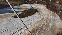 Spodní část sjezdovky skiareálu Karolinka