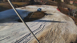 Spodní část sjezdovky skiareálu Karolinka