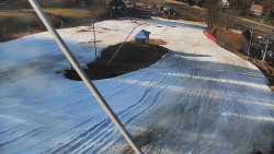 Spodní část sjezdovky skiareálu Karolinka