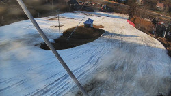 Spodní část sjezdovky skiareálu Karolinka