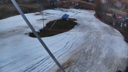 Spodní část sjezdovky skiareálu Karolinka