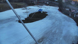 Spodní část sjezdovky skiareálu Karolinka