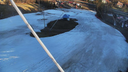 Spodní část sjezdovky skiareálu Karolinka