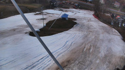 Spodní část sjezdovky skiareálu Karolinka