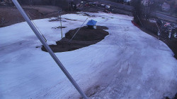 Spodní část sjezdovky skiareálu Karolinka