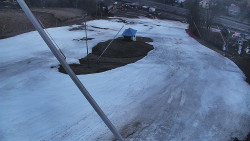 Spodní část sjezdovky skiareálu Karolinka