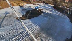 Spodní část sjezdovky skiareálu Karolinka