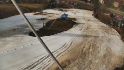 Spodní část sjezdovky skiareálu Karolinka