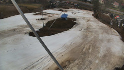 Spodní část sjezdovky skiareálu Karolinka