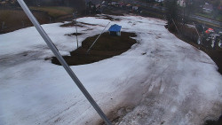 Spodní část sjezdovky skiareálu Karolinka