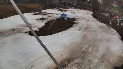 Spodní část sjezdovky skiareálu Karolinka