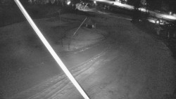 Spodní část sjezdovky skiareálu Karolinka