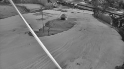 Spodní část sjezdovky skiareálu Karolinka