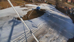 Spodní část sjezdovky skiareálu Karolinka