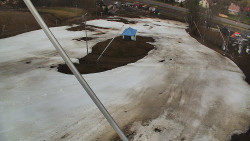 Spodní část sjezdovky skiareálu Karolinka