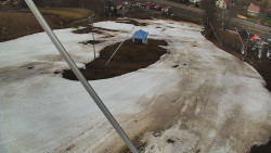 Spodní část sjezdovky skiareálu Karolinka