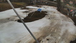 Spodní část sjezdovky skiareálu Karolinka