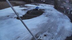 Spodní část sjezdovky skiareálu Karolinka