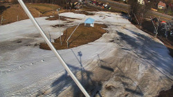 Spodní část sjezdovky skiareálu Karolinka