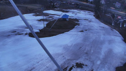 Spodní část sjezdovky skiareálu Karolinka